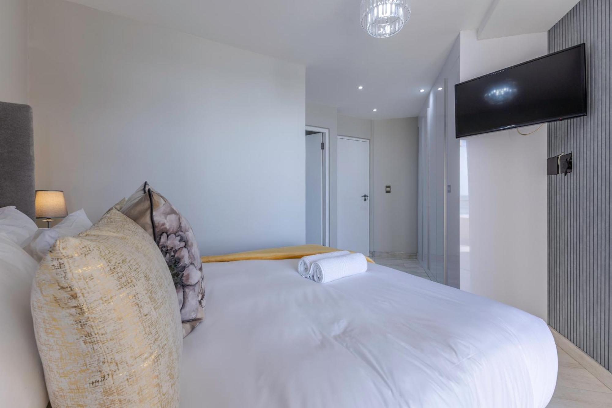 Lagoon Luxury Cape Town